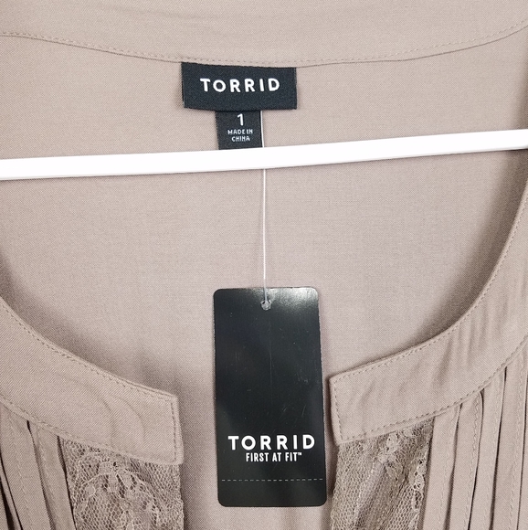 Torrid TAUPE PINTUCK CHALLIS SKATER DRESS sz 1X - Picture 3 of 8